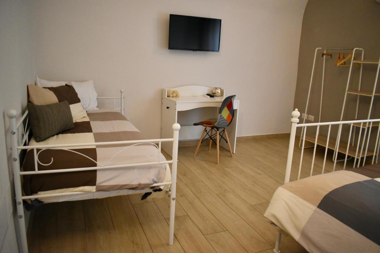 Bed and Breakfast Dimora normanna Aversa Esterno foto